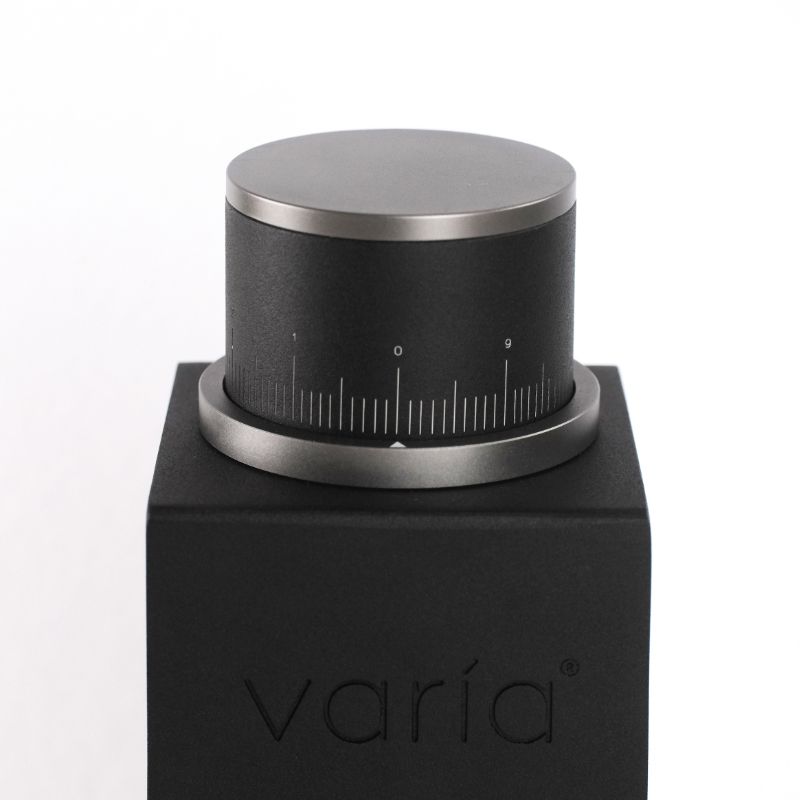 
                  
                    Load image into Gallery viewer, Varia VS3 Electric Stepless Grinder Front View Black Dial
                  
                